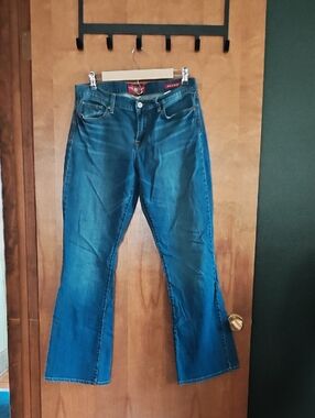 Lucky Brand Blue Denim Sophia Boot Jeans with Red Label